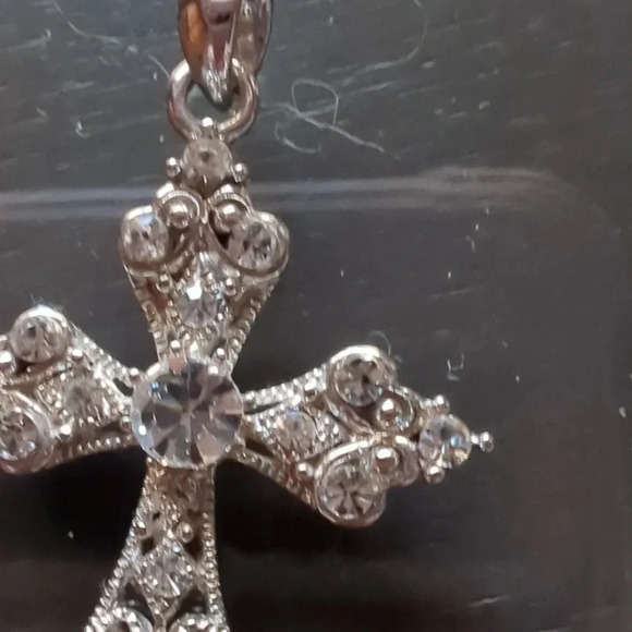 Trinity Filigree Cross Pendant with Rhinestones Silvertone (No Chain) - Picture 5 of 5